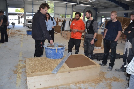 Stroh und Lehmverarbeitung Stroh und Lehmverarbeitung